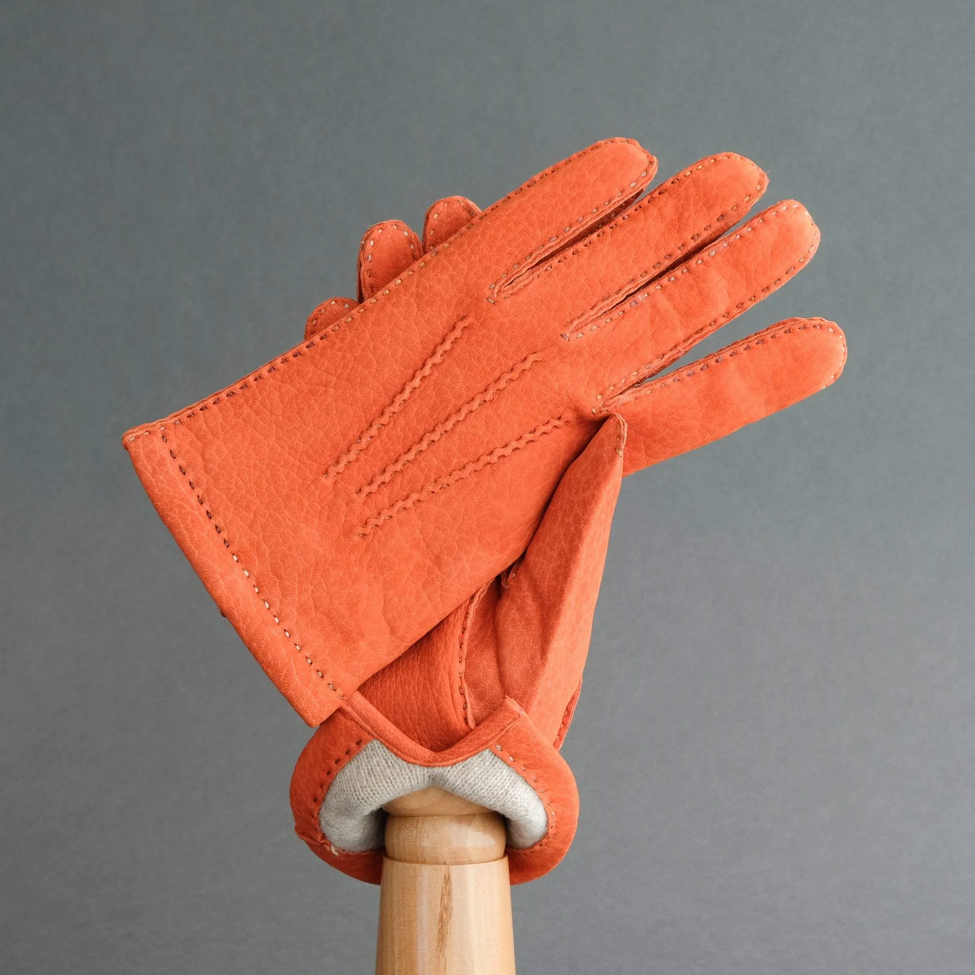 Gentlemen's Gloves from Orange 1100 Calfskin Lined with Cashmere