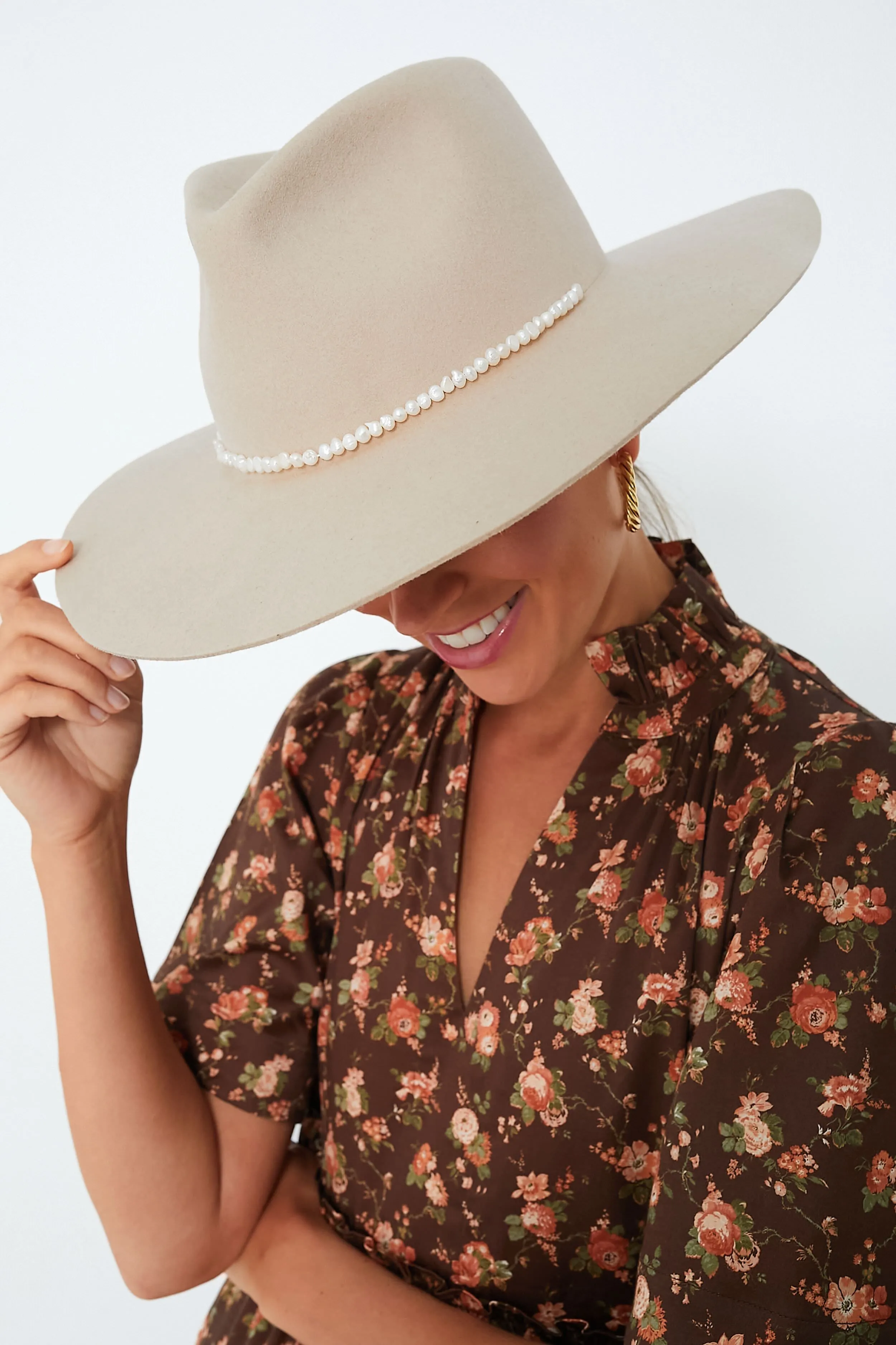 Oatmeal Gretchen Hat