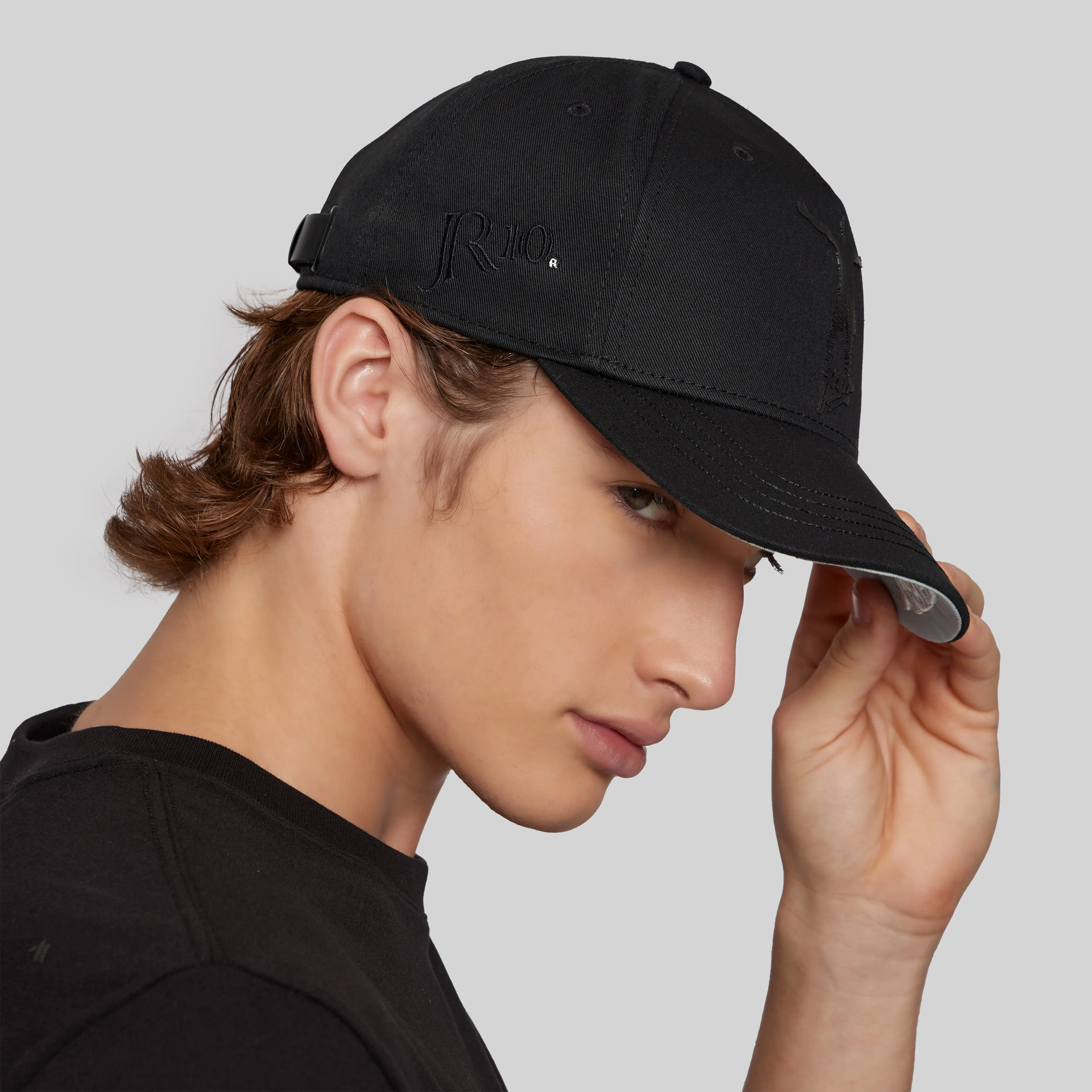 TURÍN JAMES CAP